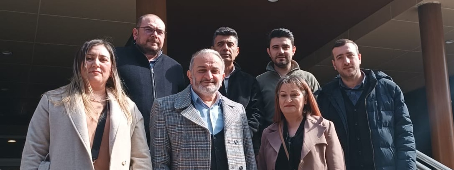 Sağlığın görünmeyen emeği olan ebe ve hemşirelerimizin taleplerini dile getireceğimiz basın açıklamamız